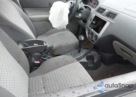 2006 Ford Focus Zx4 from USA, damaged, VIN 1FAFP34N76W134769